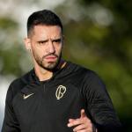 Exames do Corinthians apontam nova lesão em Renato Augusto