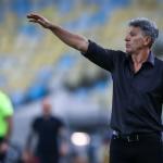Após eliminação do Grêmio, Renato dispara contra arbitragem: 'O que ele entende?'