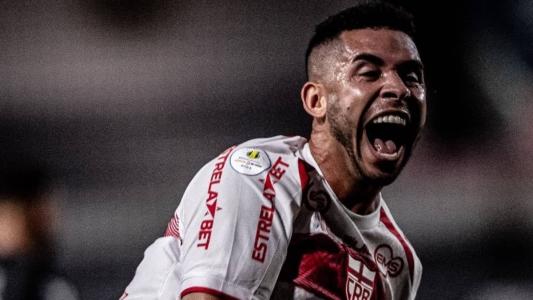 Renato fez o gol da vitória do CRB diante de sua torcida