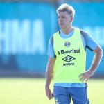 Grêmio negocia transação penal com STJD para Renato e Reinaldo