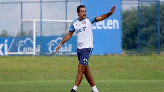 Renato Paiva comandou o último treino antes de enfrentar o Flamengo