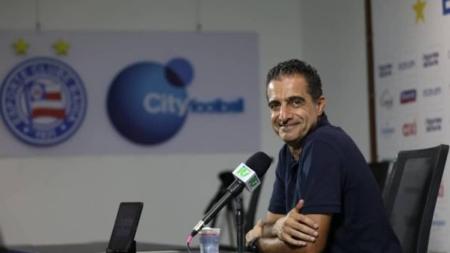 Renato Paiva, técnico do Bahia