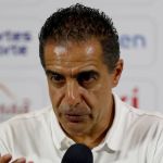 Técnico do Bahia critica Gabigol: 'não é bonito ver uma simulação em campo'