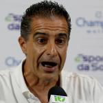 Técnico do Bahia desabafa após triunfo: 'Continuem a pedir minha saída'