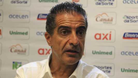Renato Paiva, técnico do Bahia