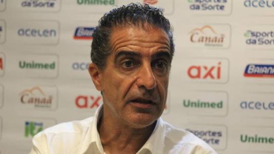 Renato Paiva, técnico do Bahia