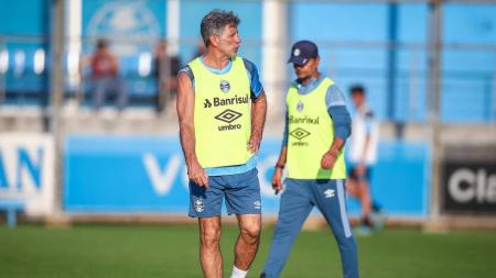 Renato reclamou do desempenho da equipe na última semana