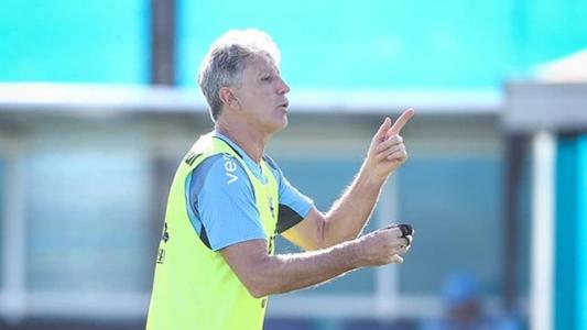 Renato terá mais duas baixas para administrar no meio campo