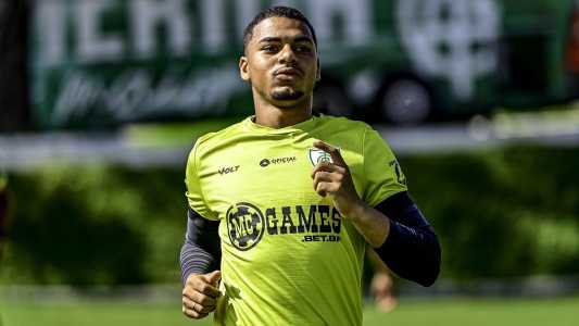 A CBF já enviou a lista oficial de 18 atletas para o Torneio Olímpico Masculino, com duas novidades: Renato Augusto e Walace (Grêmio) nos lugares...