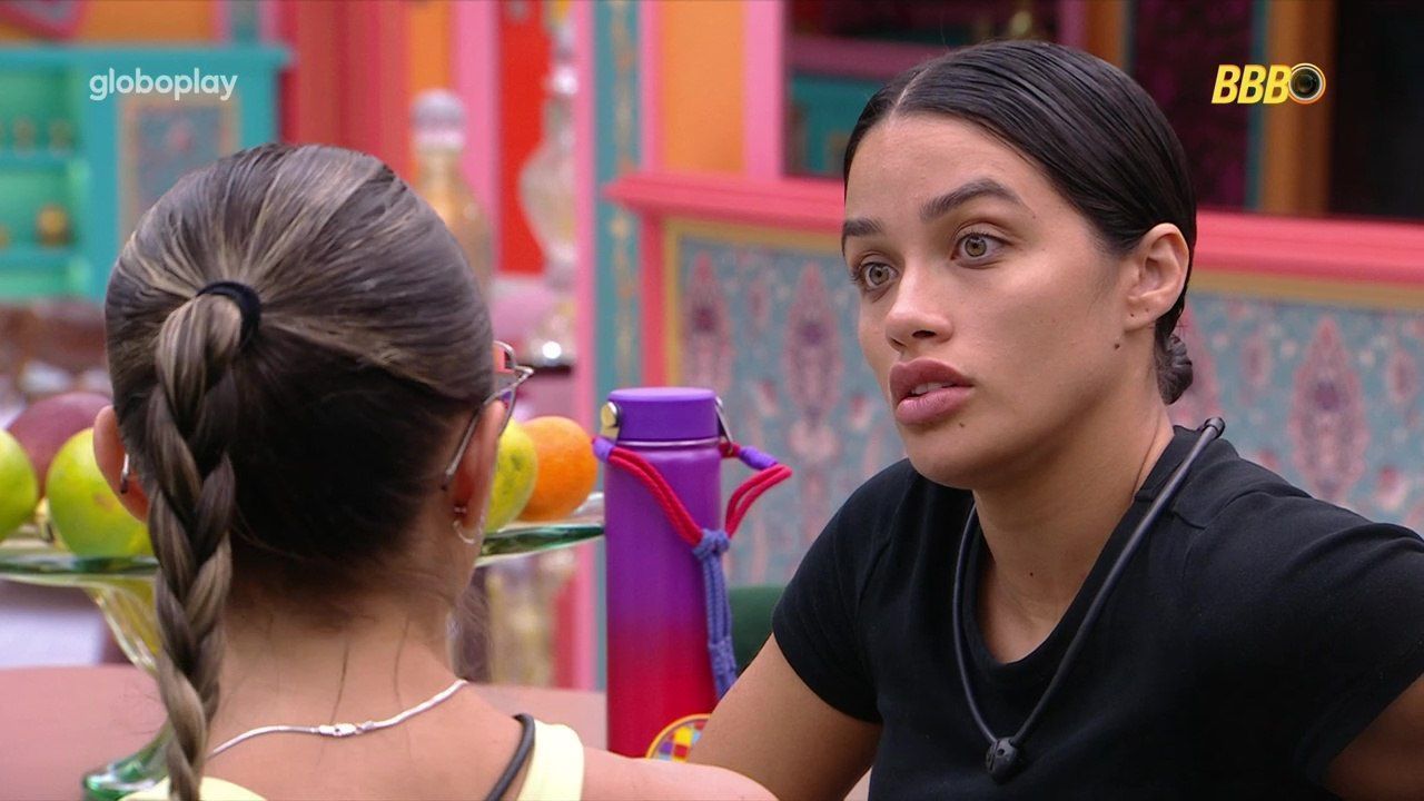 Renata surpreende Eva com descoberta inédita sobre Gracyanne na Vitrine do Seu Fifi