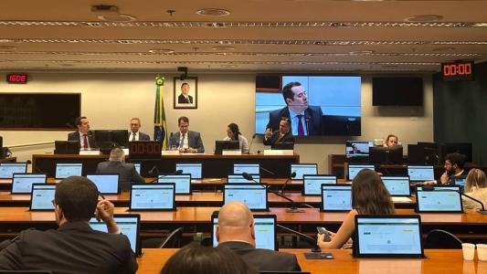 Representantes da LATAM Airlines participam como convidados da sessão da CPI das Pirâmides desta terça-feira (19)