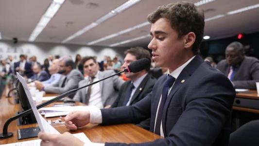 Requerimento de Nikolas Ferreira quer convocar ex-funcionário do TSE para falar sobre urna eletrônica