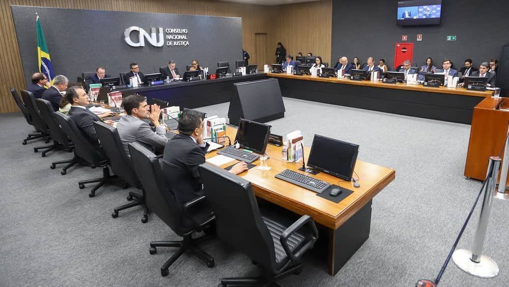 Juízes federais terão direito a folga a cada três dias por por 'acúmulo de acervo'