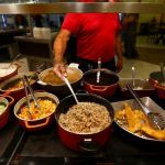 Restaurantes de BH concorrem ao título de melhor comida a quilo do Brasil