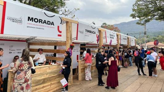 Restaurantes fazem parte da programação do festival