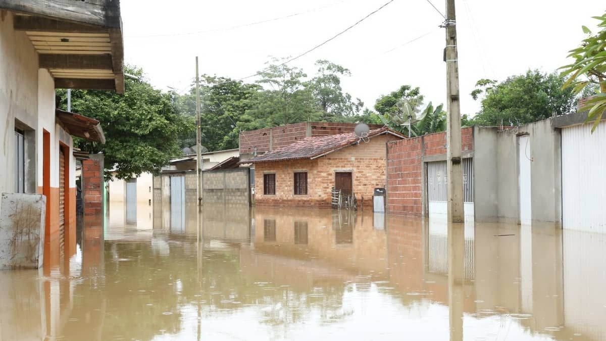 Minas tem 270 cidades em situação de emergência e calamidade por causa das chuvas  