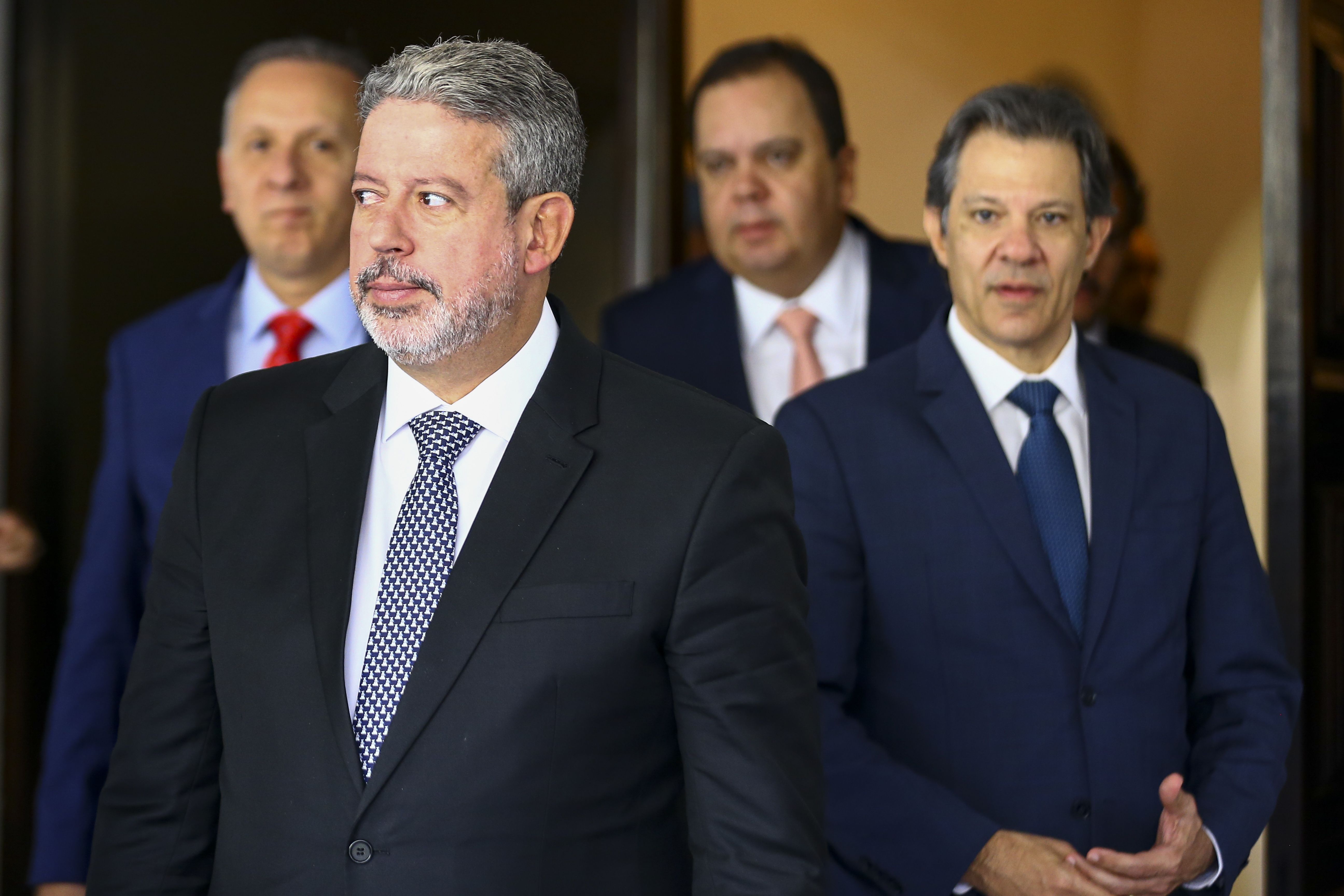 Lira interrompe férias em meio a imbróglio da desoneração; entenda a polêmica em cinco pontos