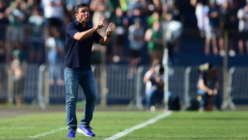 Reunião decidirá futuro de Zé Ricardo no comando celeste