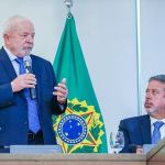 Reunião entre Lula e Lira é adiada diante de indefinição por ministério para o Centrão