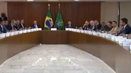 Reunião foi realizada no gabinete de Lula