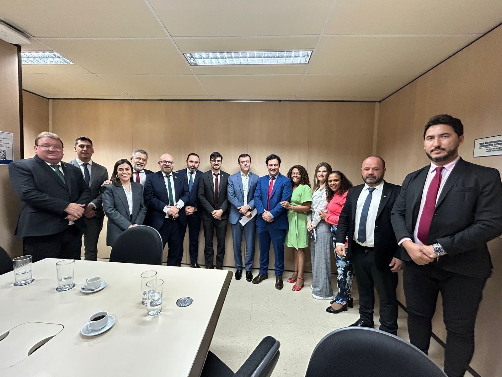 União apresentará proposta para renegociação da dívida de MG ainda em março, afirma líder do PT