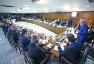 Planalto pede mais 'exposição' de ministros e alerta para limites da lei eleitoral