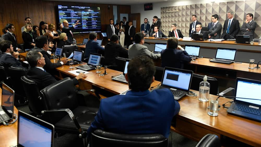 Congresso define relator da MP das subvenções e espera votar medida em dezembro 
