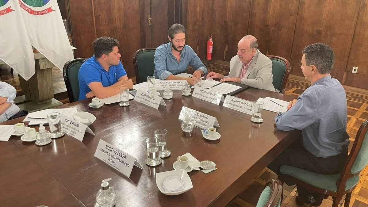 PBH e Câmara chegam a acordo para aprovar subsídio e passagem de ônibus pode voltar a R$ 4,50