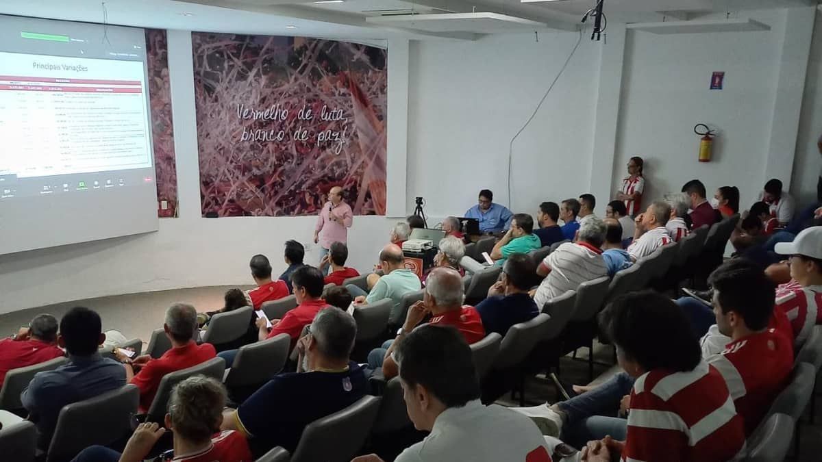 Náutico terá reunião do Conselho para tratar de eleições e Liga Forte Futebol