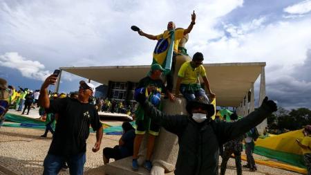 Réus começam a ser julgados pelo STF por envolvimento no 8 de janeiro nesta semana