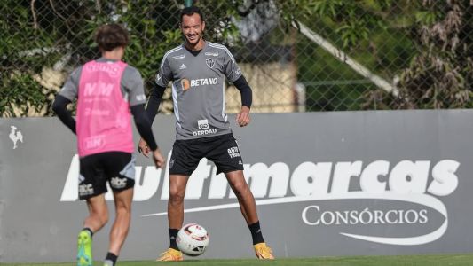 Réver completará 339 partidas pelo Atlético, caso seja acionado na estreia em 2023