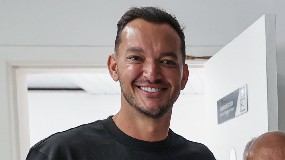 Réver deixa Atlético e será auxiliar de clube da Série B do Brasileiro