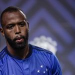 Zagueiro Reynaldo deixa o Cruzeiro e acerta com clube da Série A