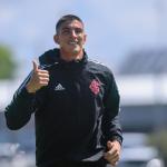 Rochet volta a correr em treino do Inter; saiba prazo de retorno do goleiro