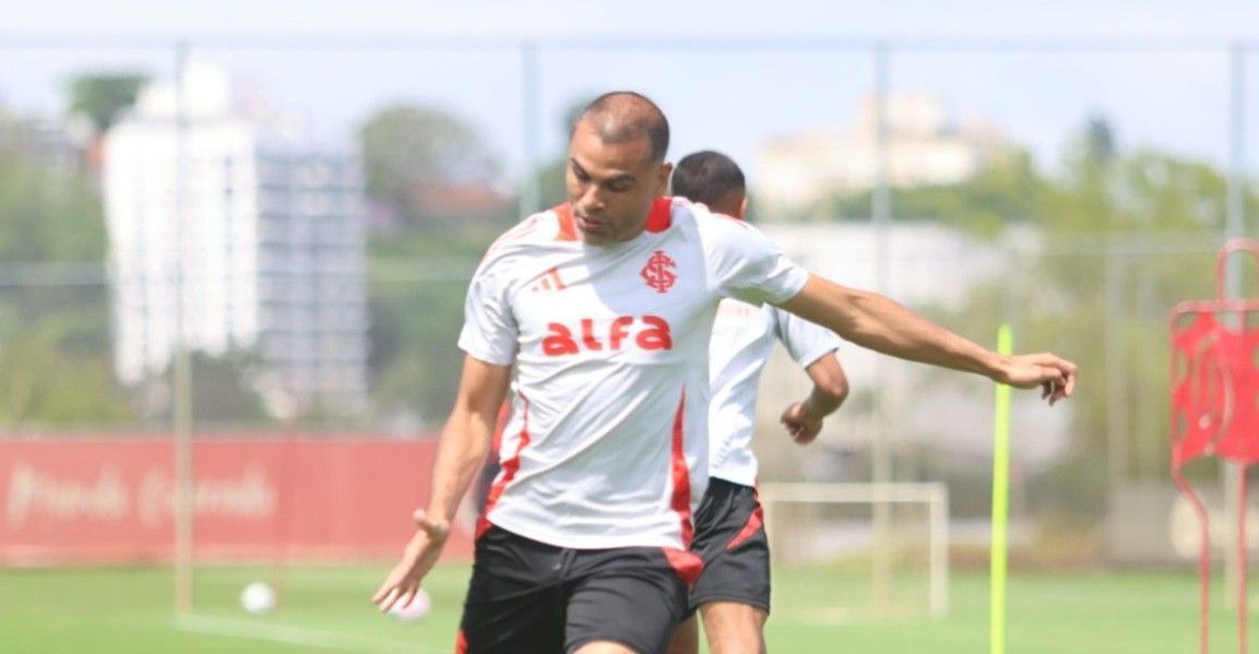 Titulares do Inter estão pendurados contra o Atlético pelo Brasileiro