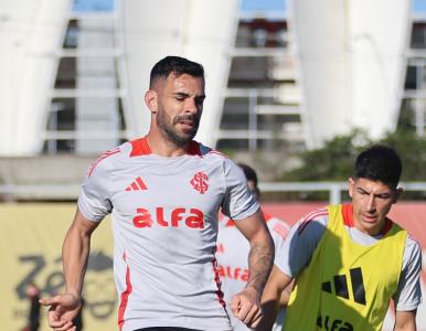 Bruno Henrique pode ganhar chance no meio-campo do Inter contra o Palmeiras