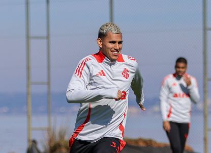 Braian Aguirre retorna ao time titular do Inter contra o Flamengo