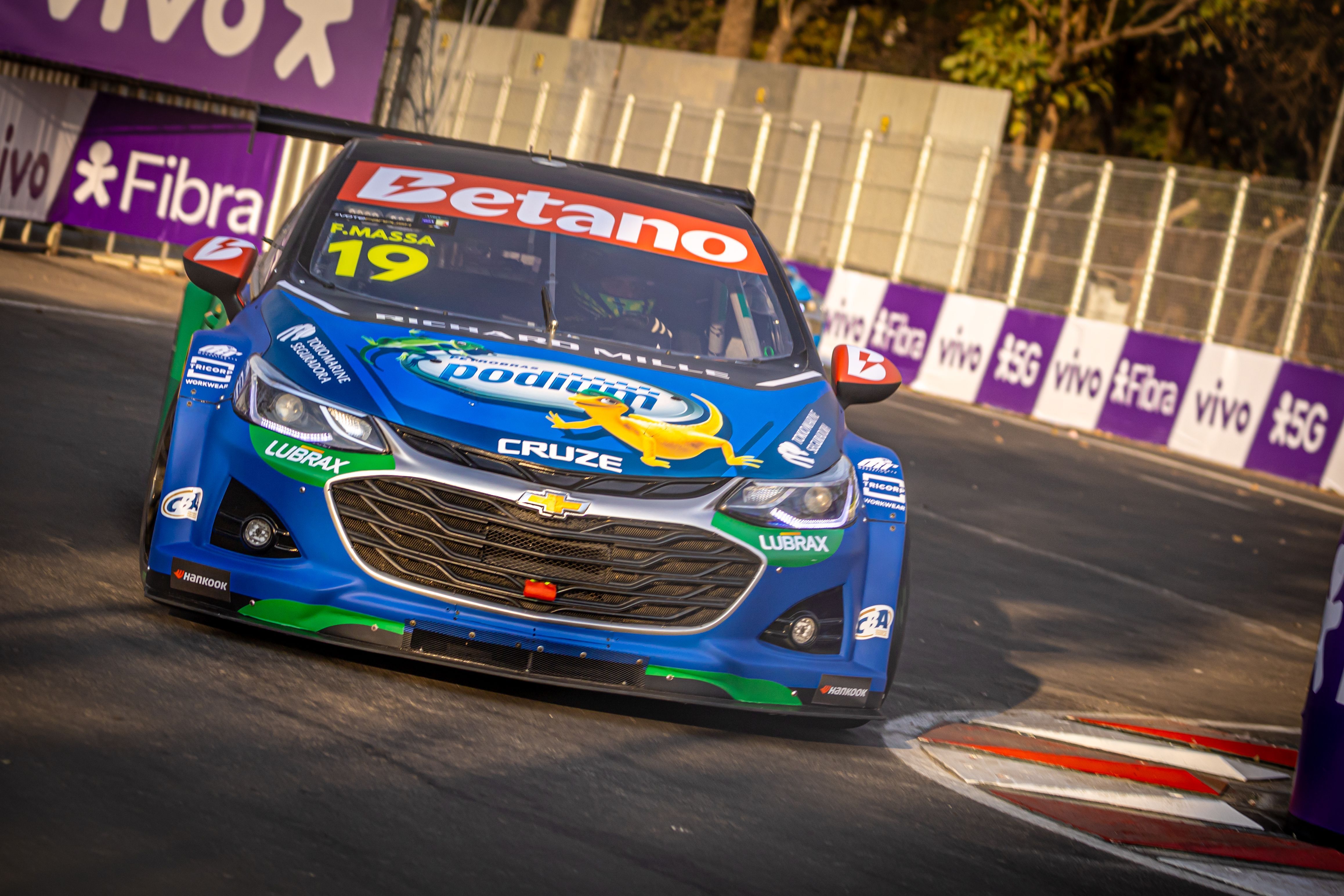 Felipe Massa, da Stock Car, avalia desempenho e projeta corrida Belo Horizonte