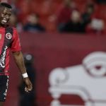 No dia de 'São Victor', Riascos relembra pênalti perdido contra o Atlético