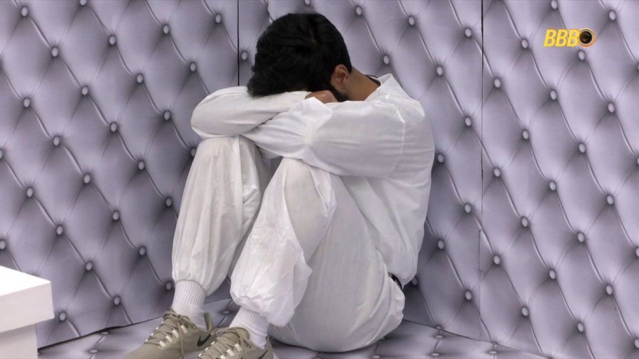 Quem é Ricardinho, participante que surtou no quarto branco do BBB 26
