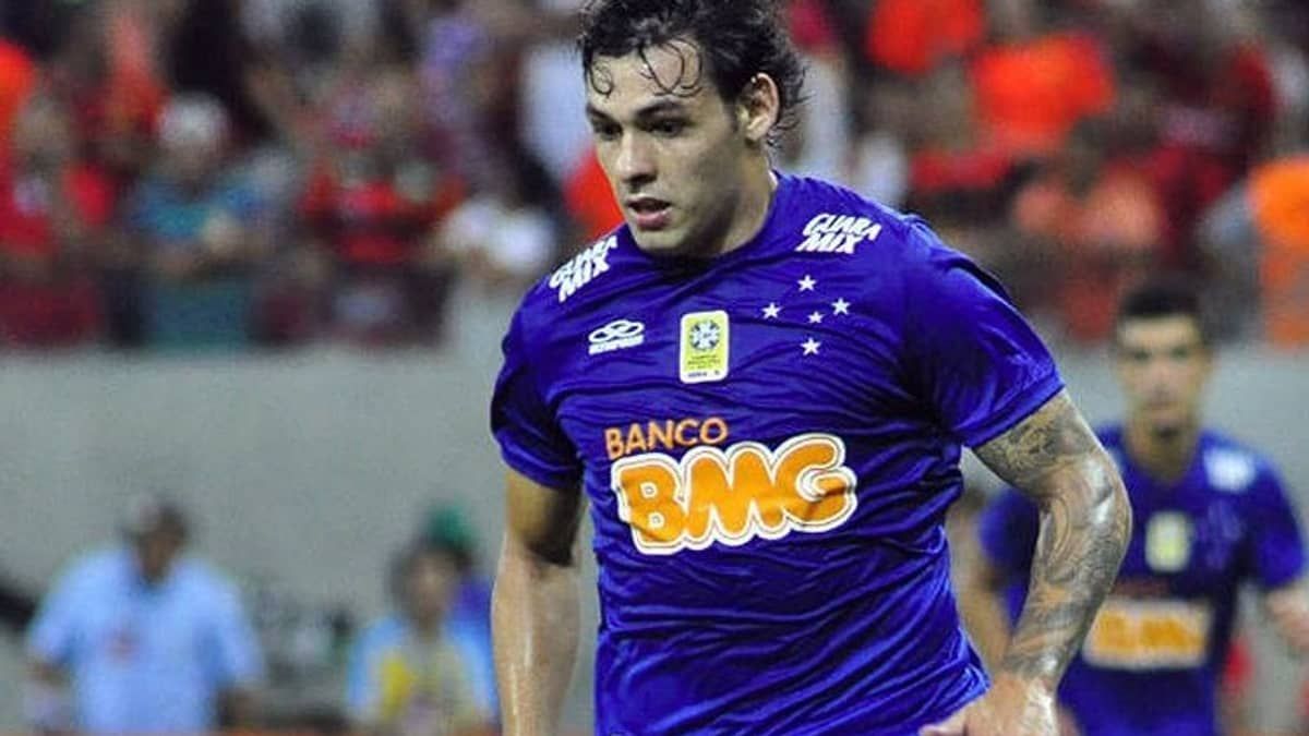 Ricardo Goulart agradece Cruzeiro: 'Está sempre no meu coração' 