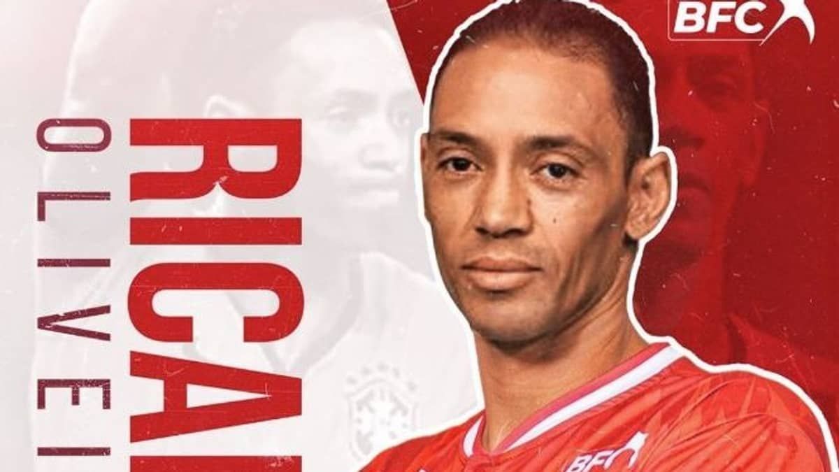 Ex-Atlético, atacante Ricardo Oliveira é o novo reforço do Brasília FC