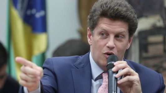 Ricardo Salles acusou Centrão de 'enterrar' a CPI do MST, que terminará em setembro