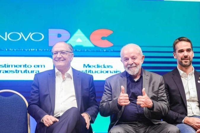 No Rio Grande do Sul, Lula anuncia investimentos no Estado e volta a atacar Bolsonaro e direita