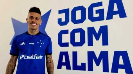 Richard foi anunciado pelo Cruzeiro na tarde desta terça-feira (14)