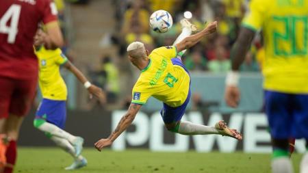 Richarlison entra forte na briga pelo Prêmio Puskas com o gol marcado contra a Sérvia no Catar