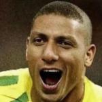 Jogador da Seleção Brasileira ‘se compara’ a Ronaldo após marcar na Premier League