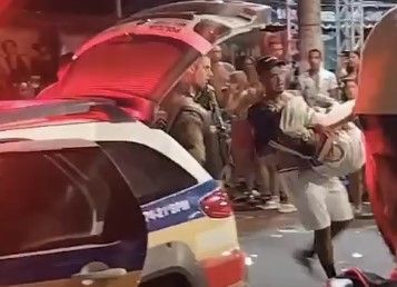 Vídeos mostram desespero, foliões baleados e correria no Carnaval em MG; veja