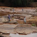 Acordo de Mariana: 300 mil famílias receberão indenização imediata de R$ 30 mil, diz ministro de Lula