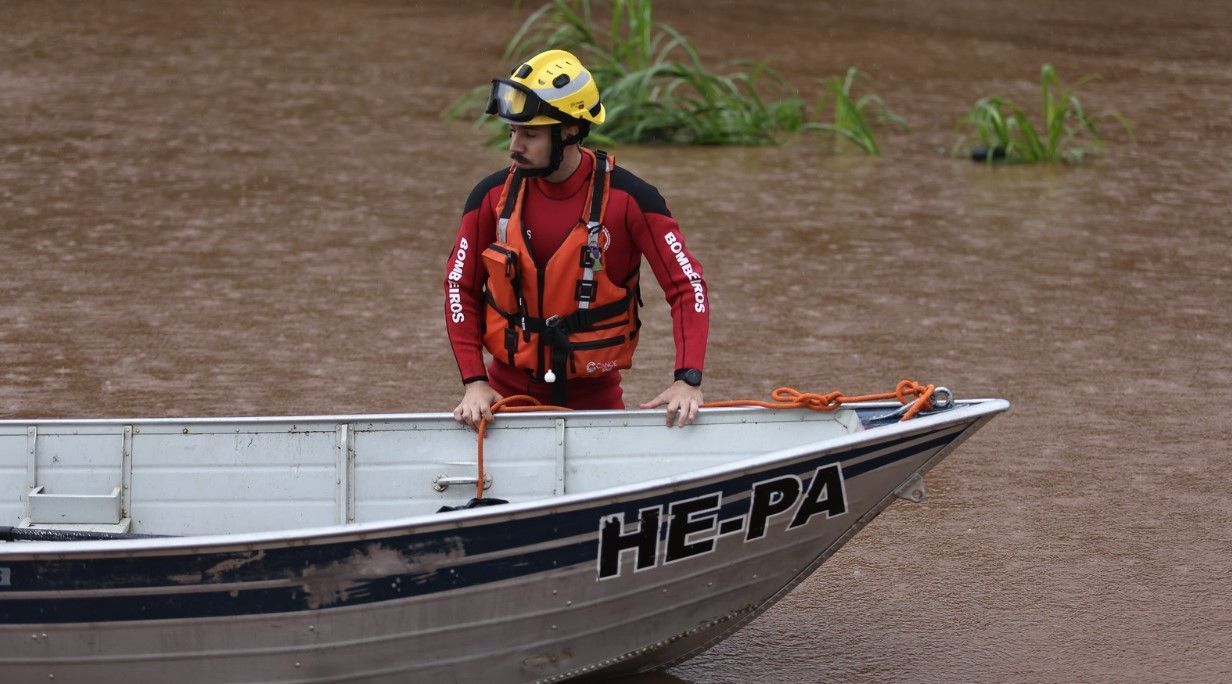 Rio Taquari passa dos 30 metros e atinge o maior nível da história no Rio Grande do Sul